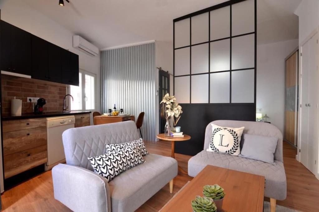 Luna'S Home. Precioso Loft En ボジュジョス・パル・デル・コンダド エクステリア 写真